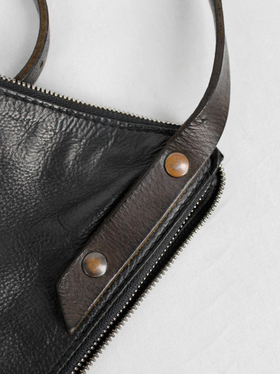 Nico Uytterhaegen black leather cross-body saddle bag (6)