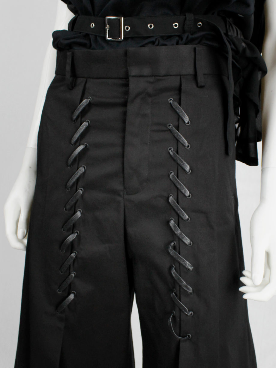 Noir Kei Ninomiya black cropped trousers with faux leather lacing fall 2016 (12)