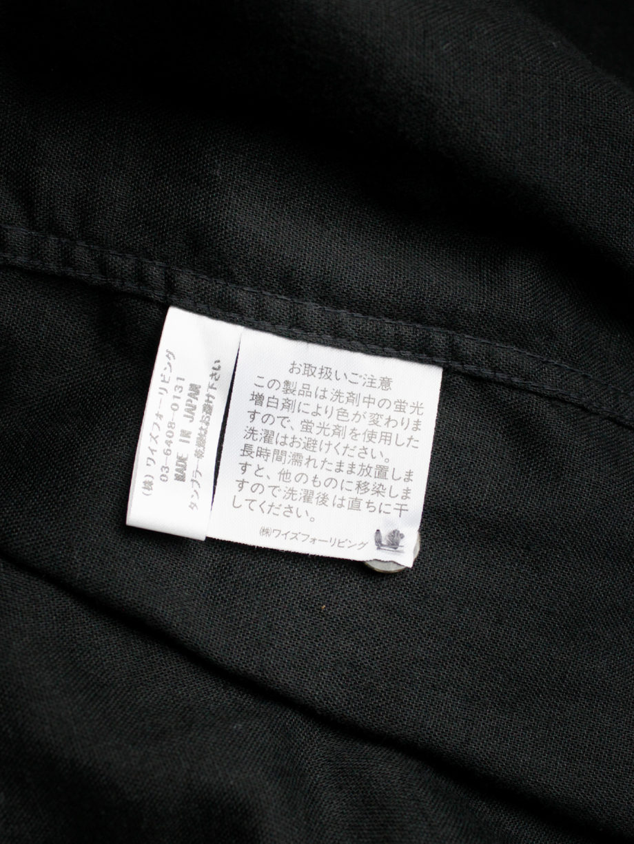 Y’s for living black extra long minimalist shirt with contrasting white buttons (5)