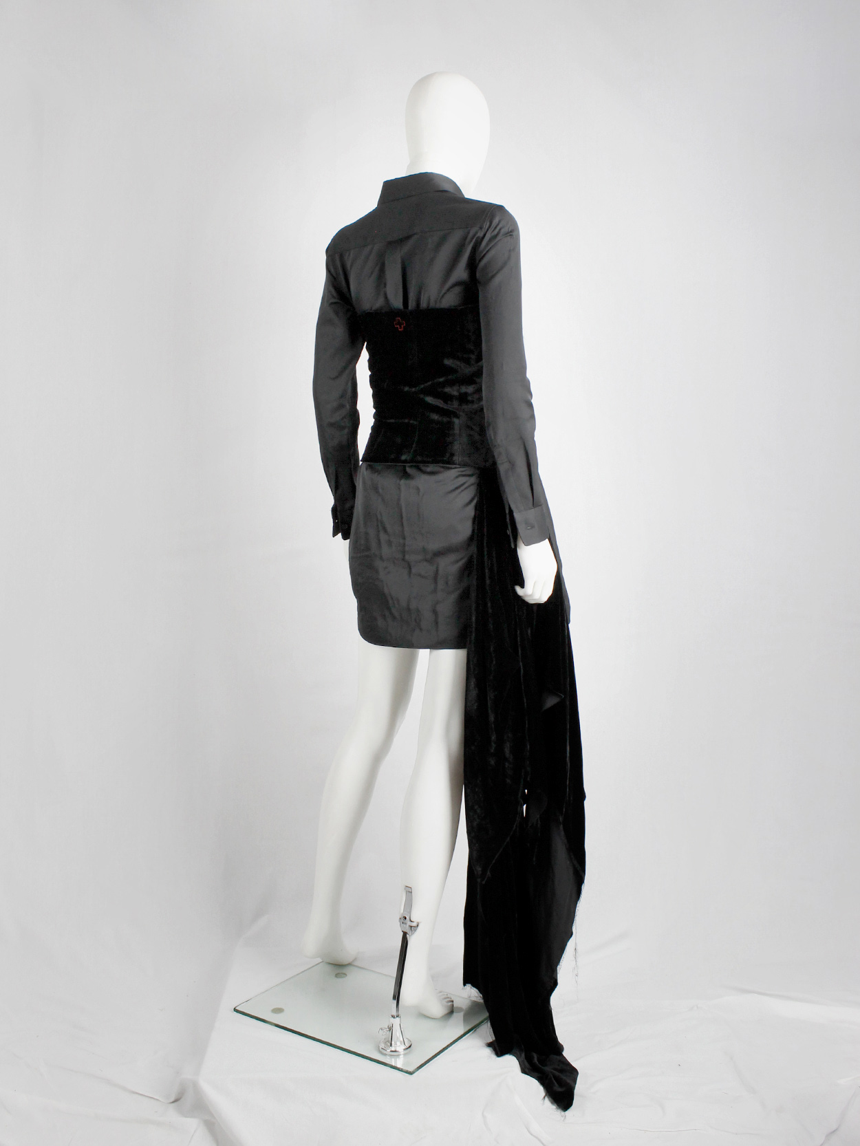 af Vandevorst black velvet bustier with sash and floor-length side drape fall 2016 (13)