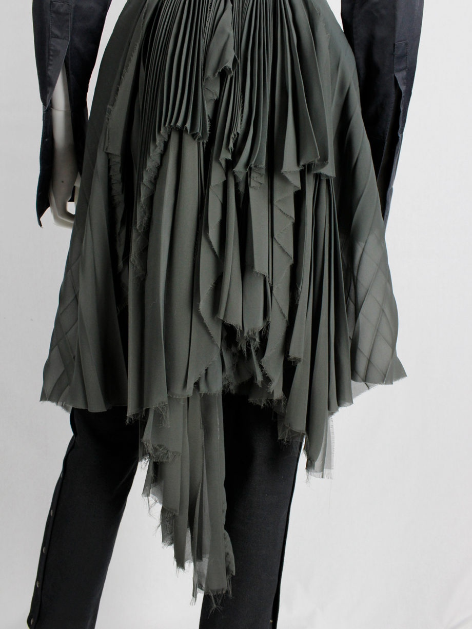 af Vandevorst forest green pleated bustier with layered pleated skirt fall 2011 (25)