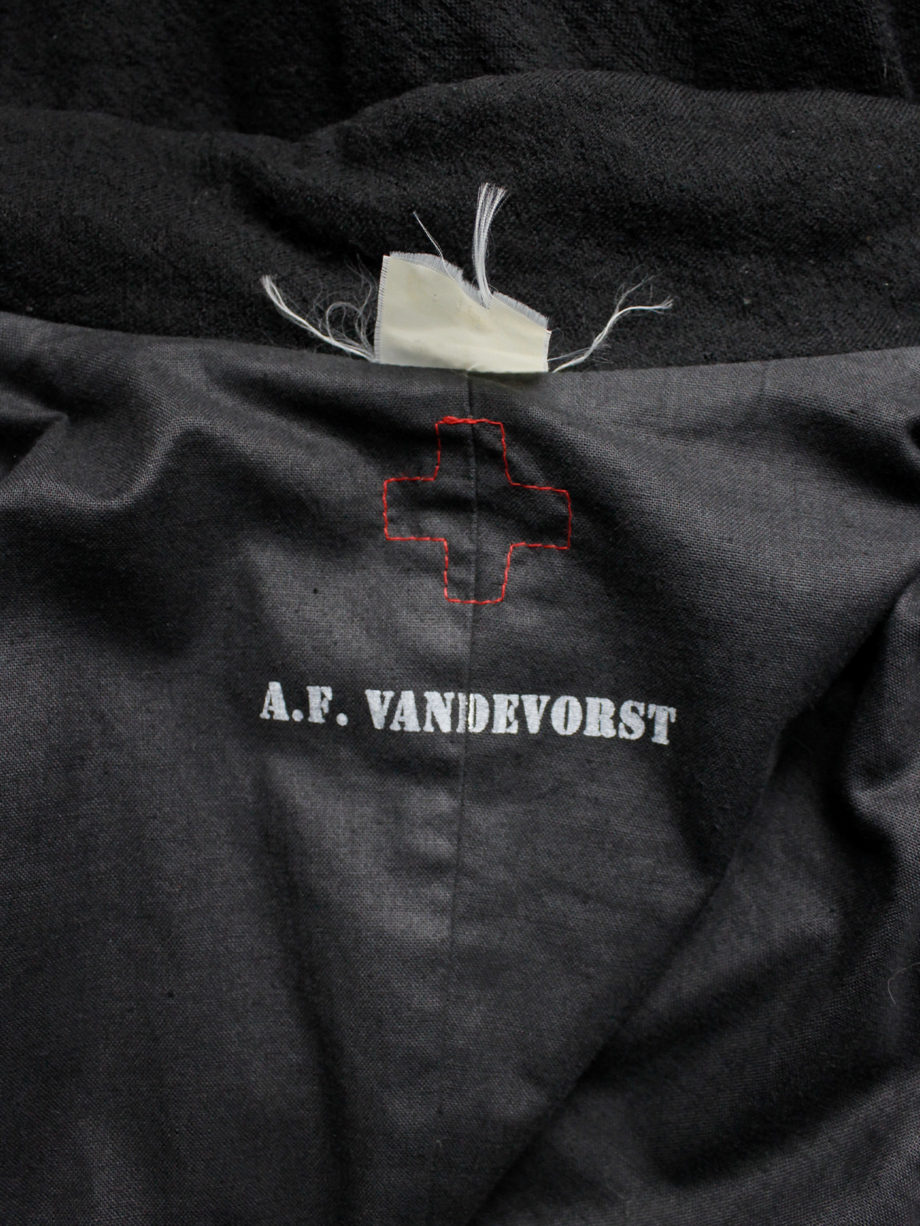 vintage af Vandevorst black wool formal coat with forward closing front fall 2000 (20)