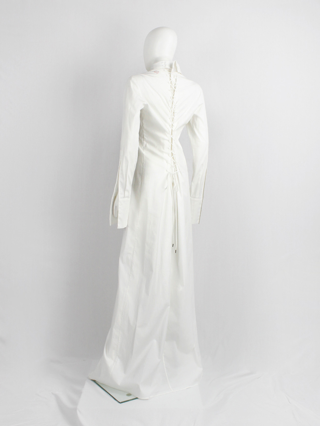 A F Vandevorst white maxi shirtdress with backlacing inspired by a straitjacket spring 1999 (5)