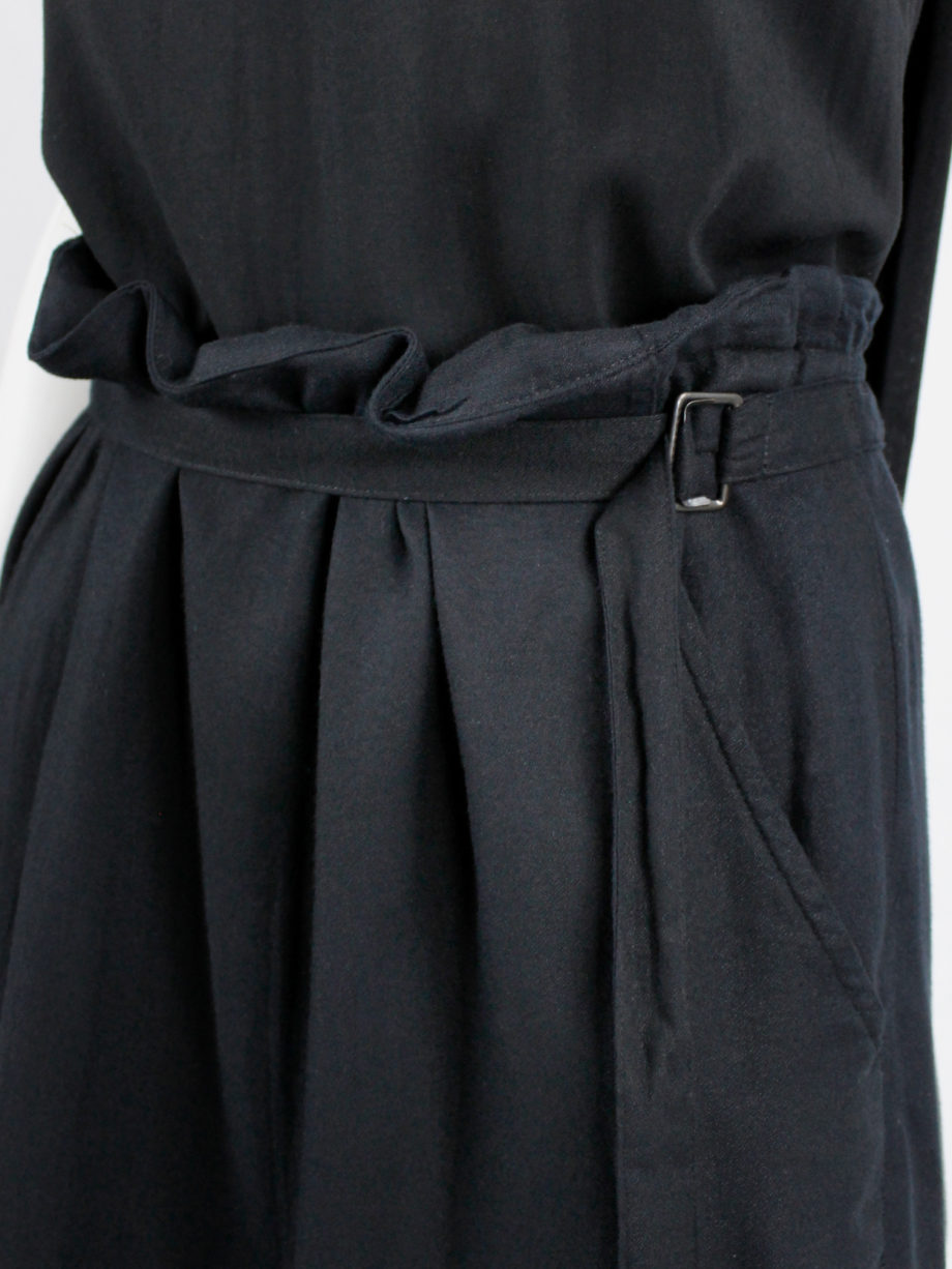 Ann Demeulemeester black midi-skirt with belt strap and paperbag waist spring 2003 (9)