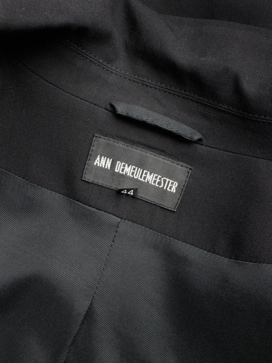 Ann Demeulemeester black oversized blazer with minimalist lapels spring 2010 (13)