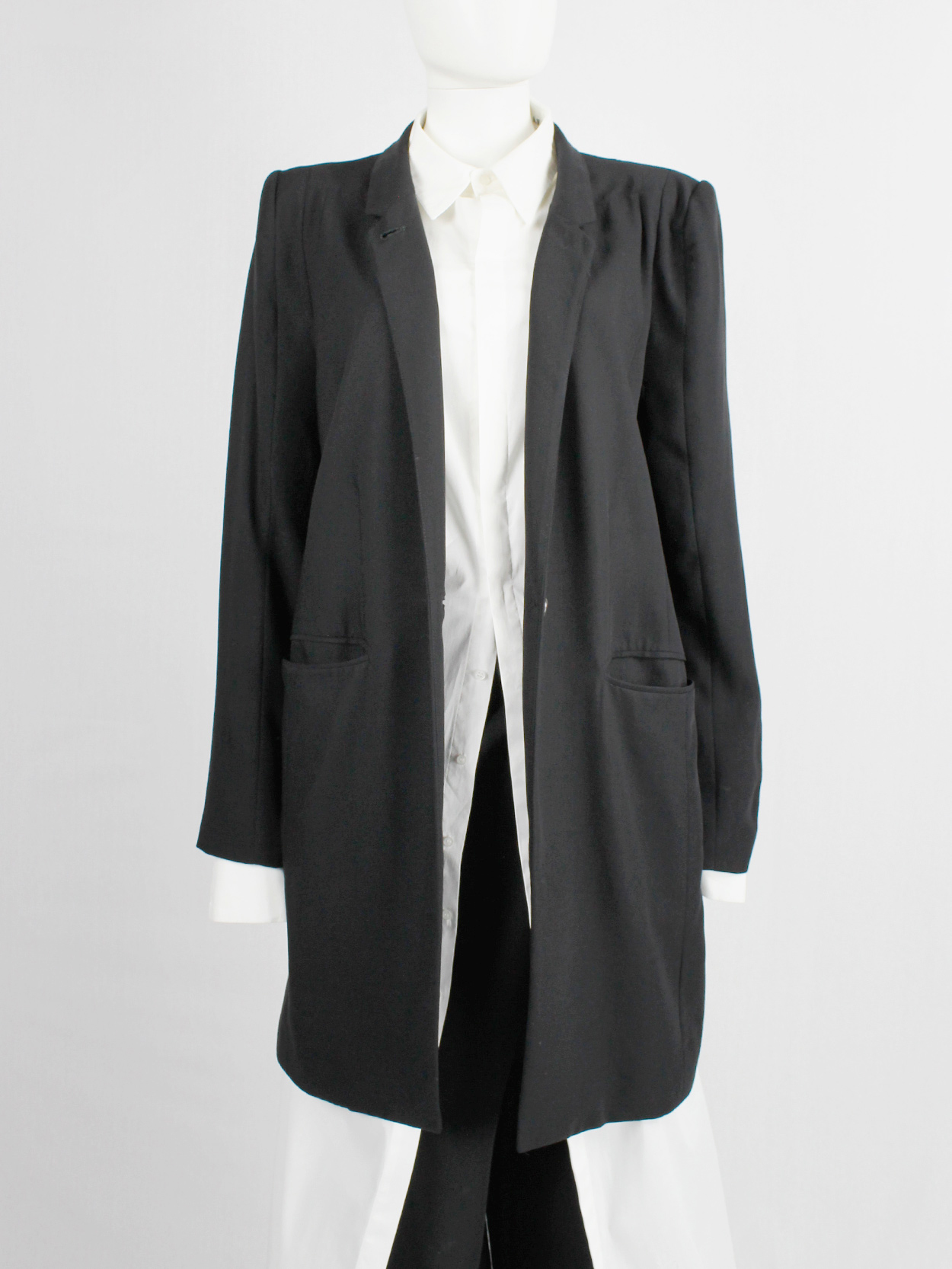 Ann Demeulemeester black oversized blazer with minimalist lapels spring 2010 (2)