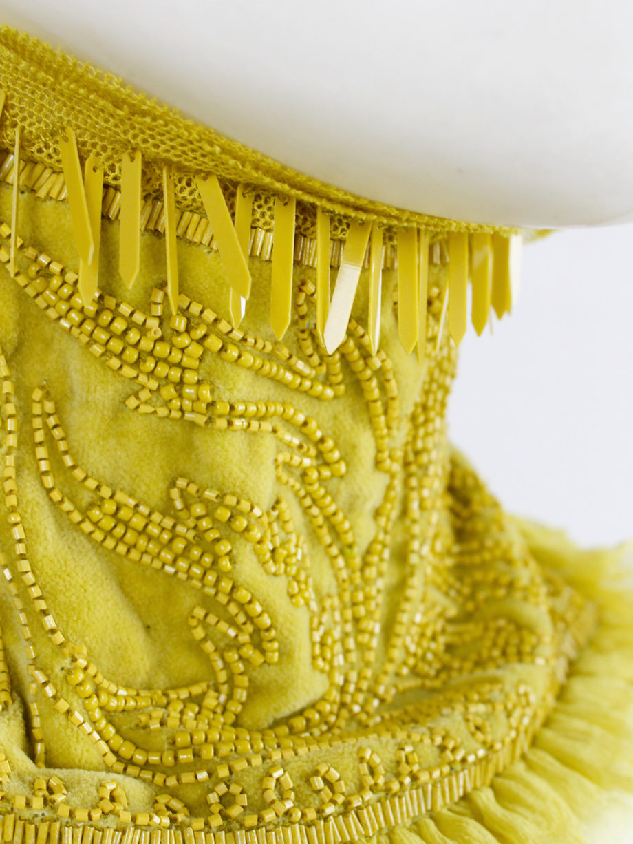 Dries Van Noten yellow beaded Edwardian collar with droplet sequins spring 2017 (11)