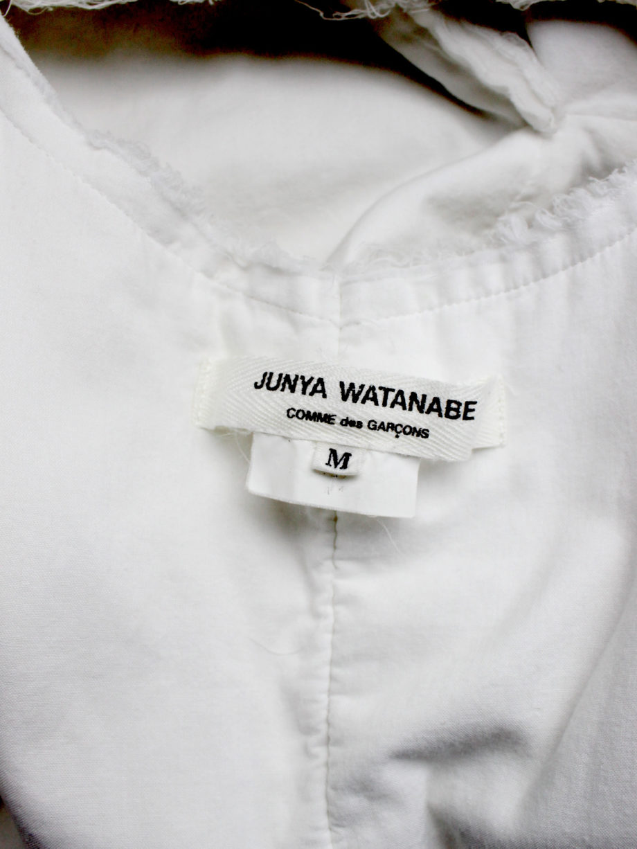 Junya Watanabe white blazer made of 8 blazers layered over each other spring 2005 (12)