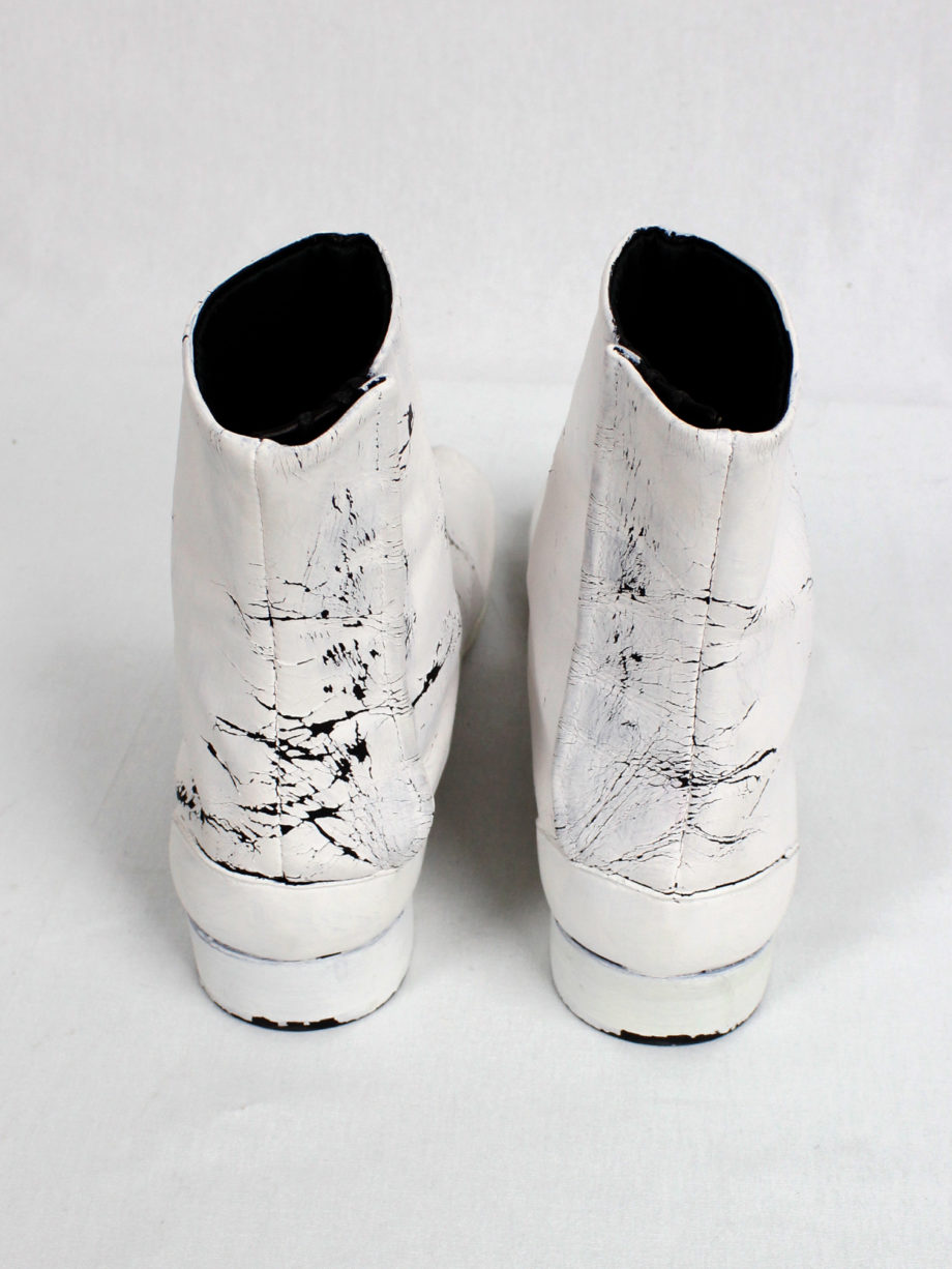 Maison Martin Margiela white painted tabi boots with low heel fall 1998 (12)