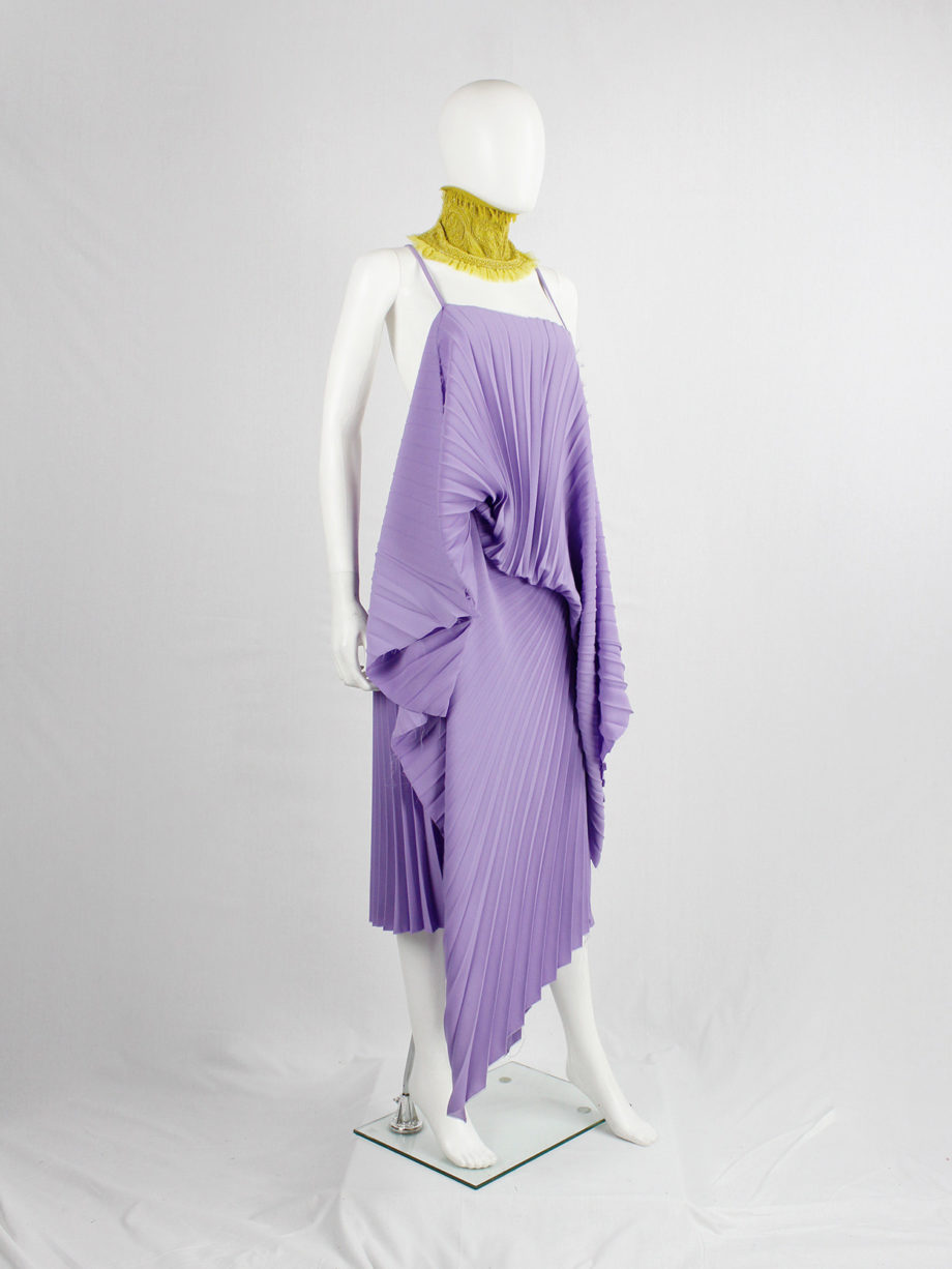 af Vandevorst purple draped backless dress with accordeon pleats spring 2008 (12)