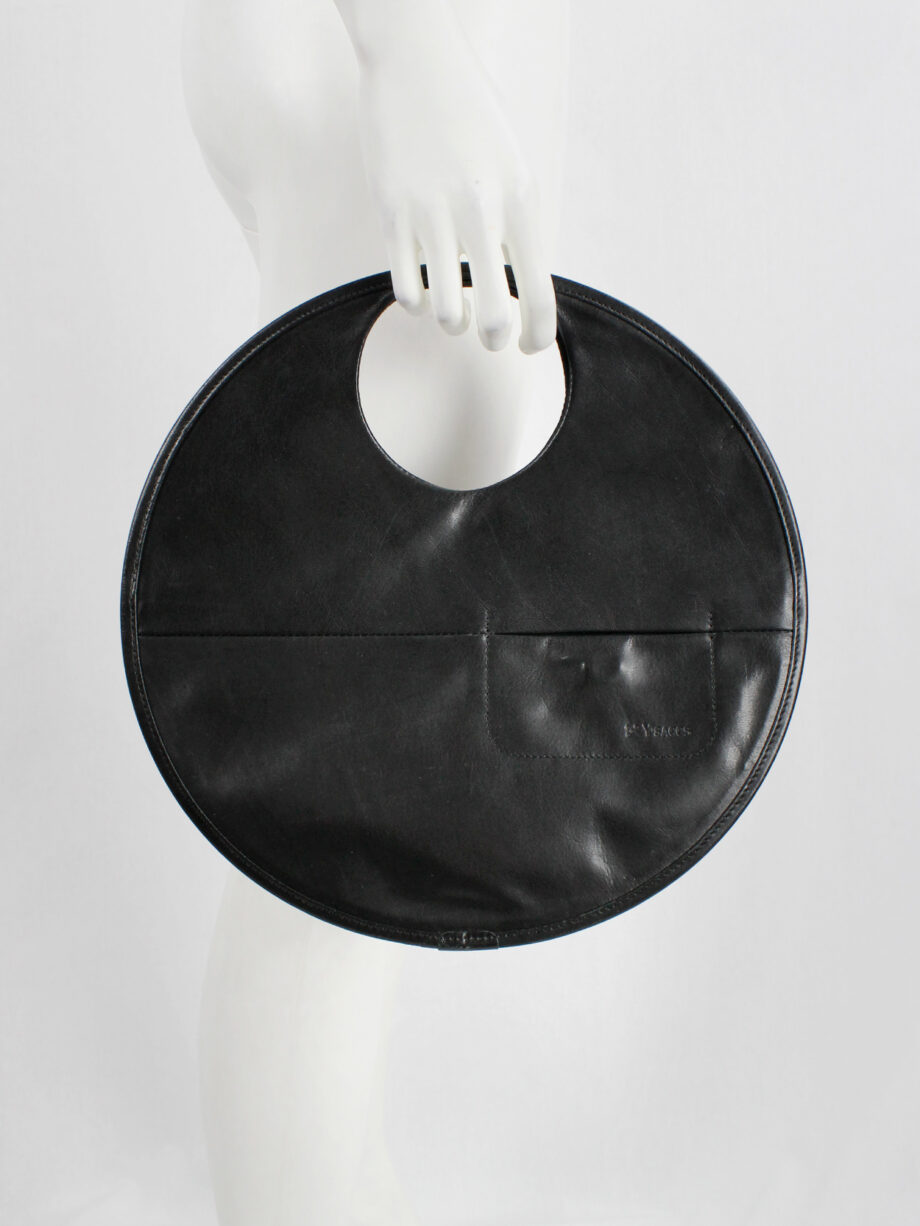 1990s YSACCS Pour Tous black circle shaped handbag (15)
