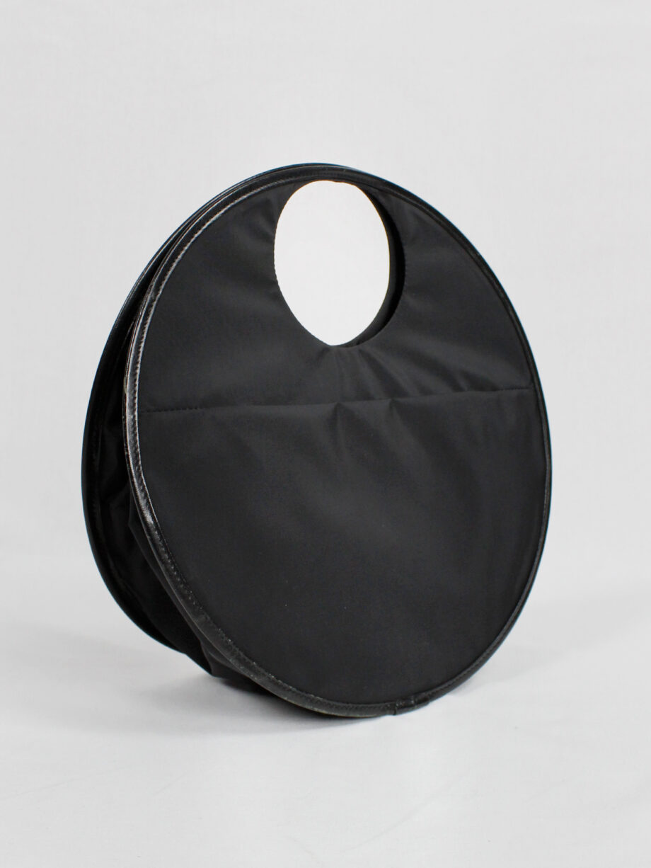1990s YSACCS Pour Tous black circle shaped handbag (5)