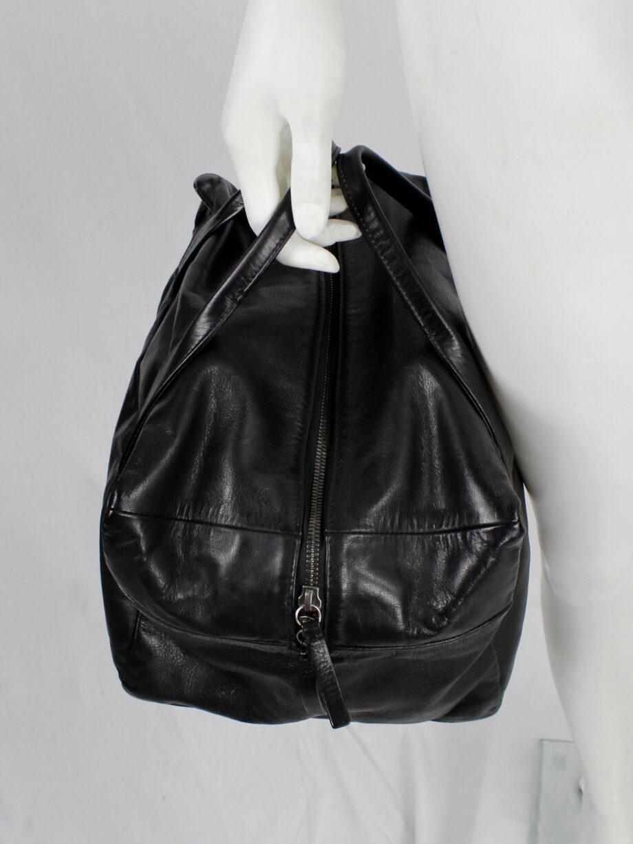 Ann Demeulemeester Blacnche black rectangular leather boston bag (22)