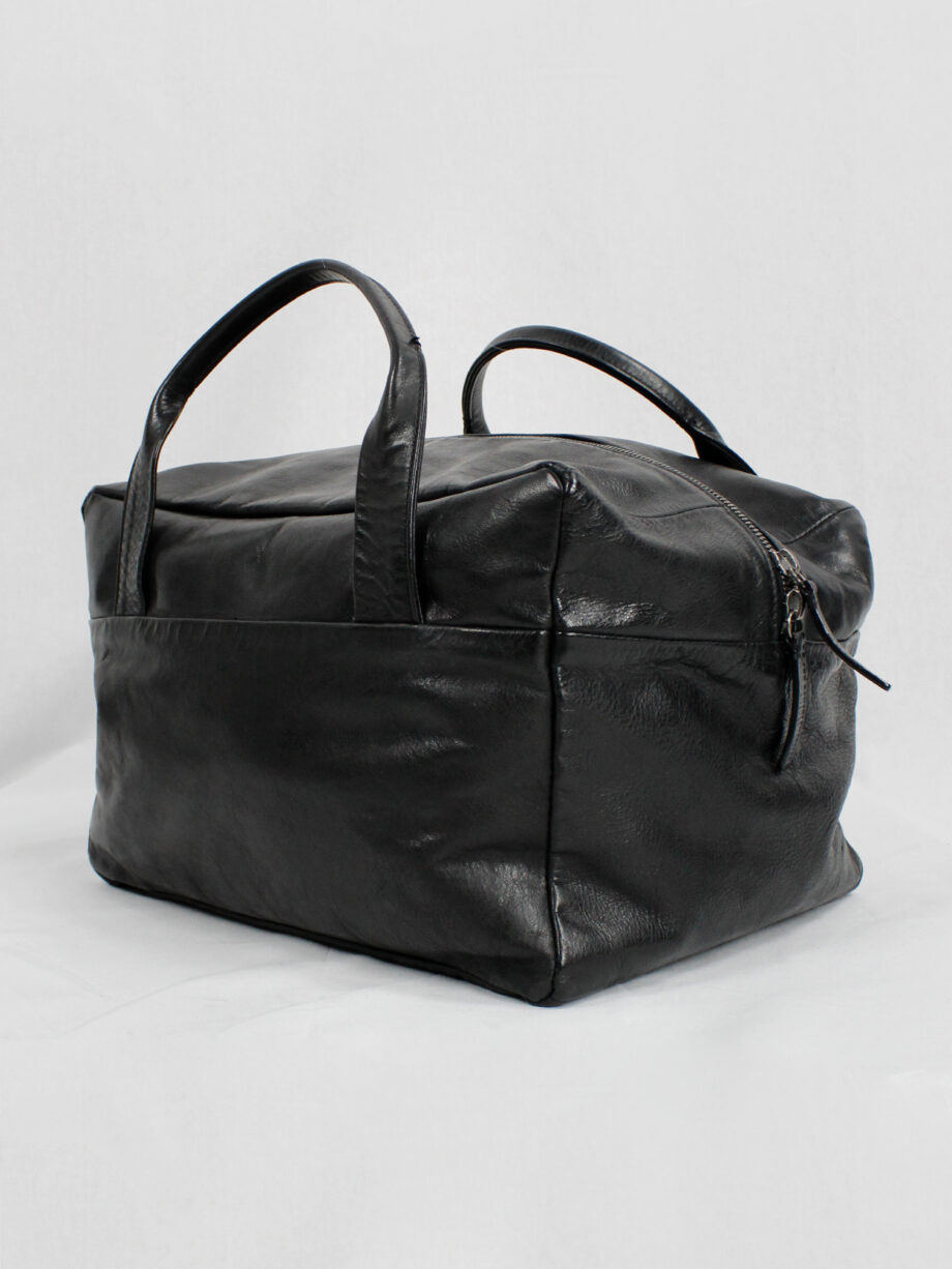 Ann Demeulemeester Blacnche black rectangular leather boston bag (4)