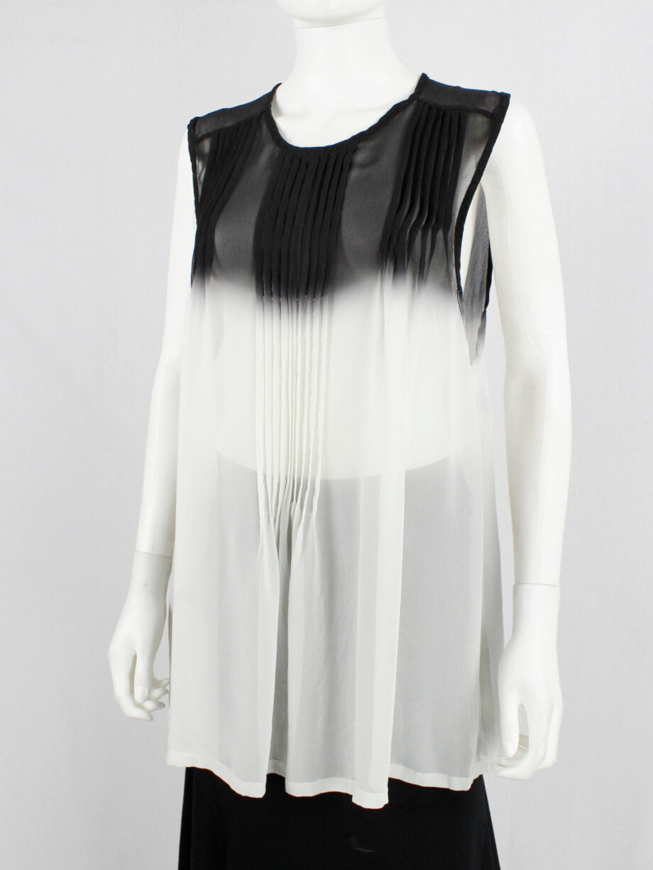 Ann Demeulemeester black and white ombre sheer top with pleated lines fall 2013 (13)