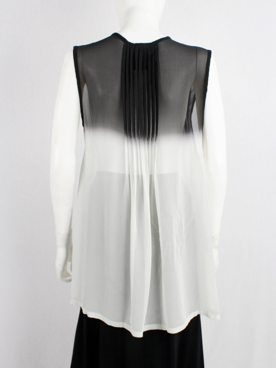 Ann Demeulemeester black and white ombre sheer top with pleated lines fall 2013 (3)