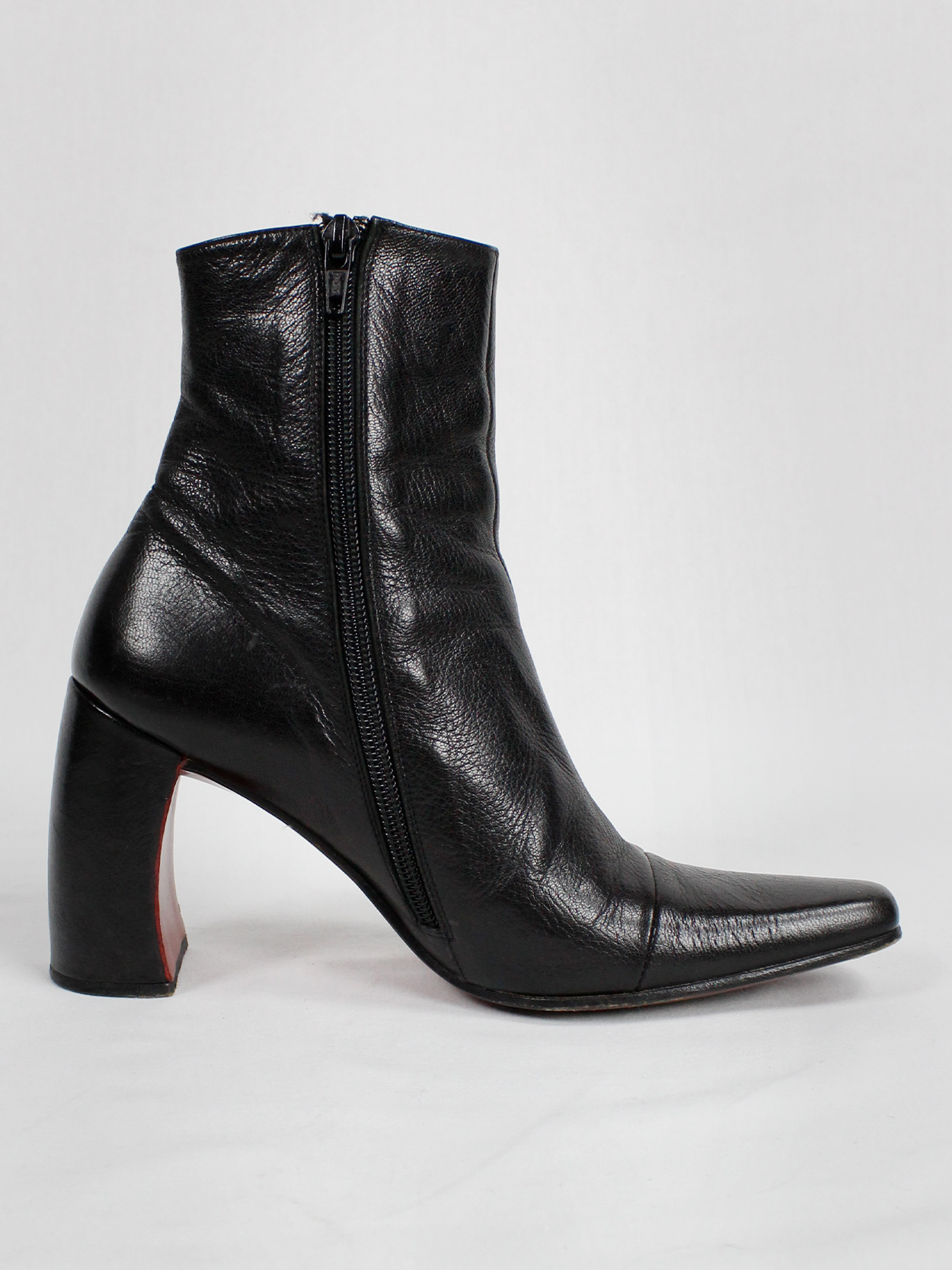Ann Demeulemeester black ankle boots with banana heel (36) — fall 1996 ...