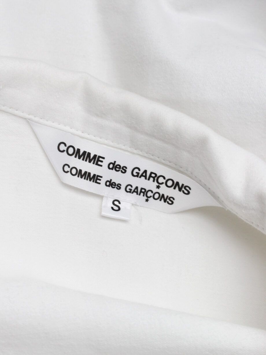 Comme des Garçons Comme white shirt with three-dimensional roses fall 2014 (5)