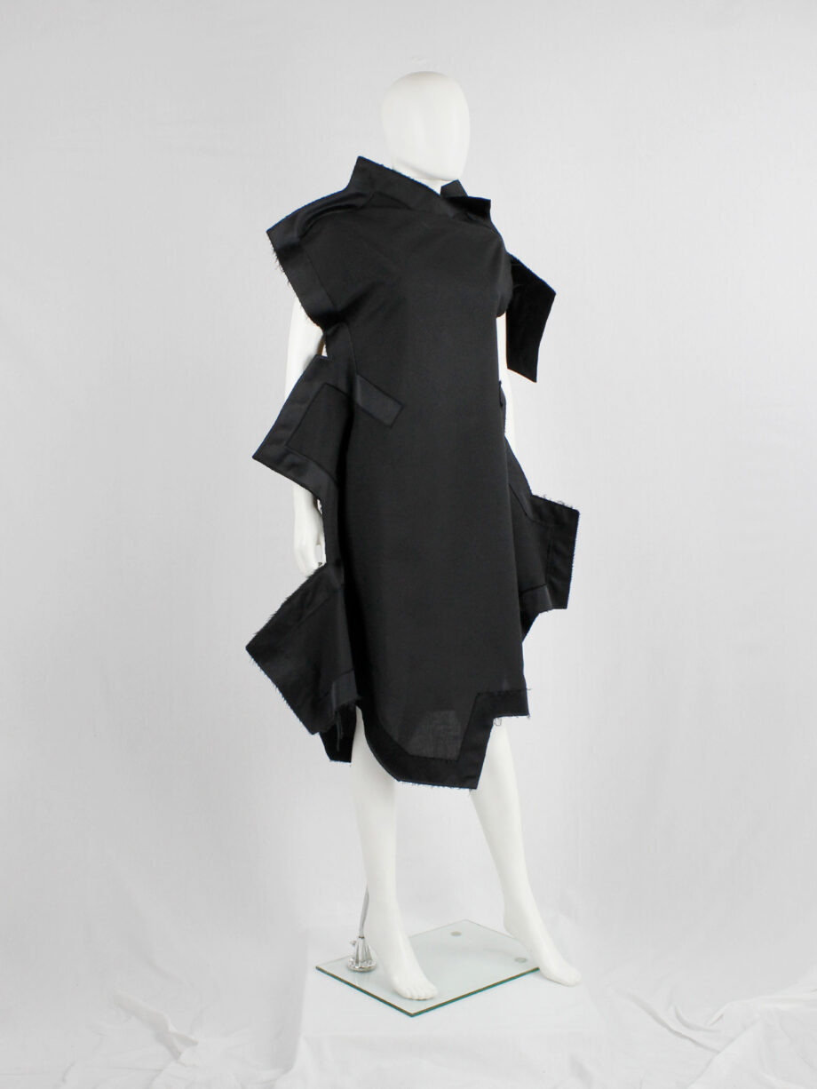 Comme des Garçons black geometric two-dimensional paperdoll dress fall 2012 (18)