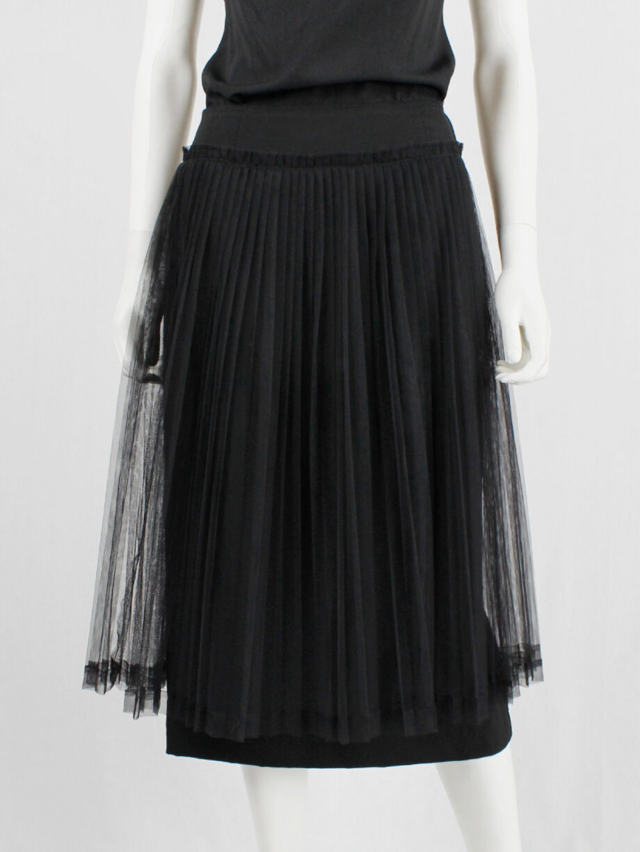Comme des Garçons black pencil skirt with attached pleated mesh skirt fall 2004 (7)