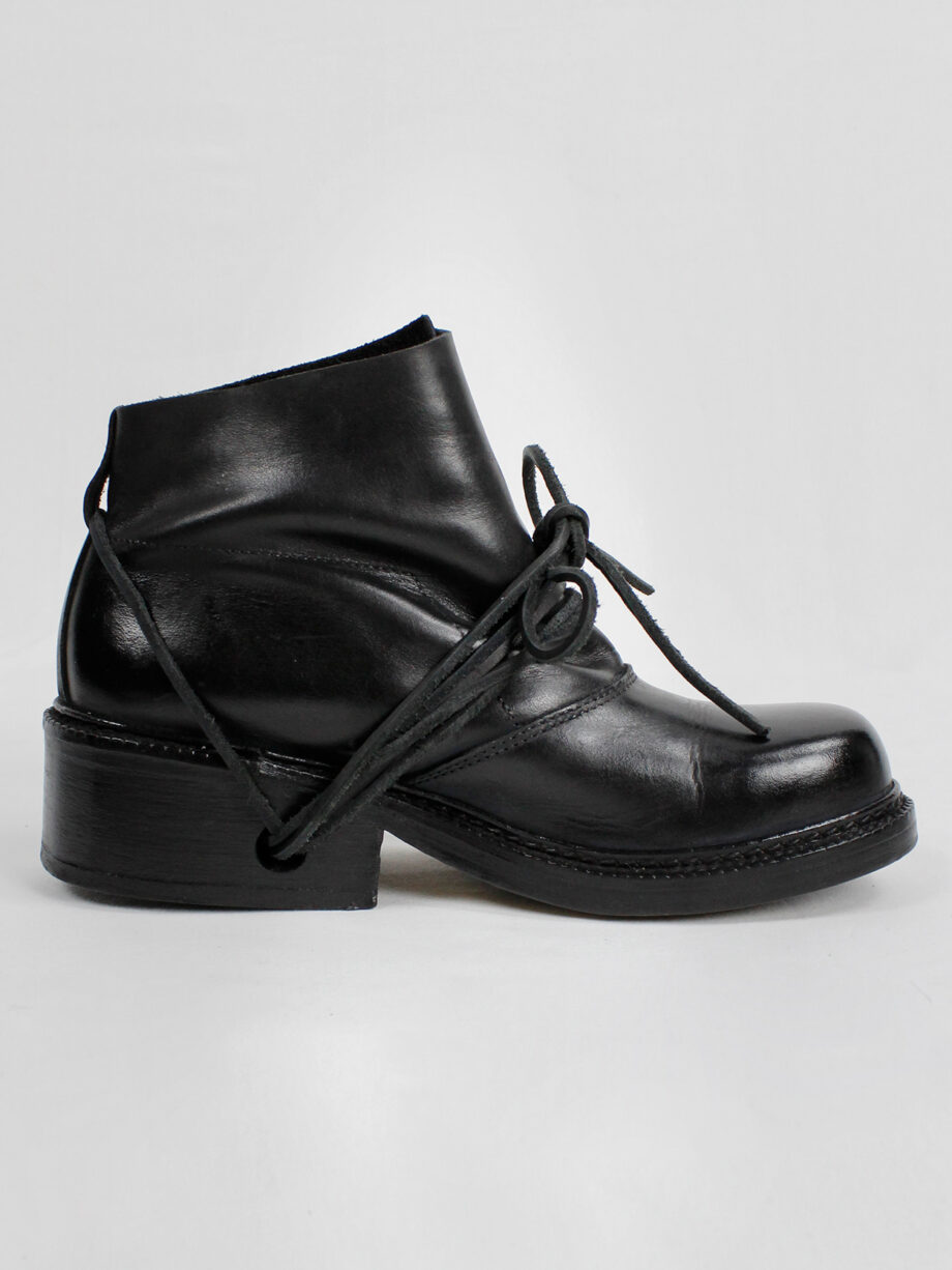 Dirk Bikkembergs black boots with flap and laces through the soles fall 1994 (5)