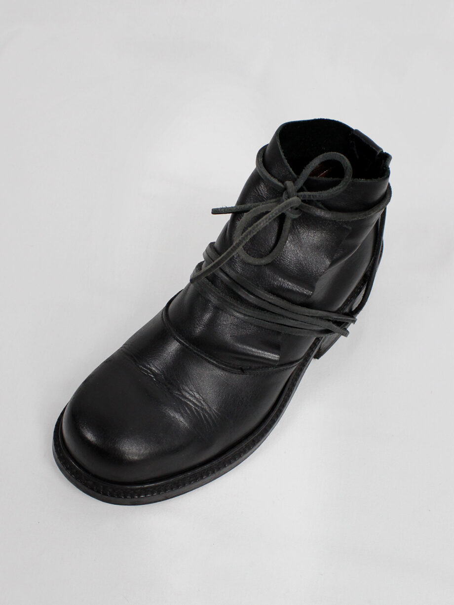 Dirk Bikkembergs black boots with flap and laces through the soles fall 1994 (6)