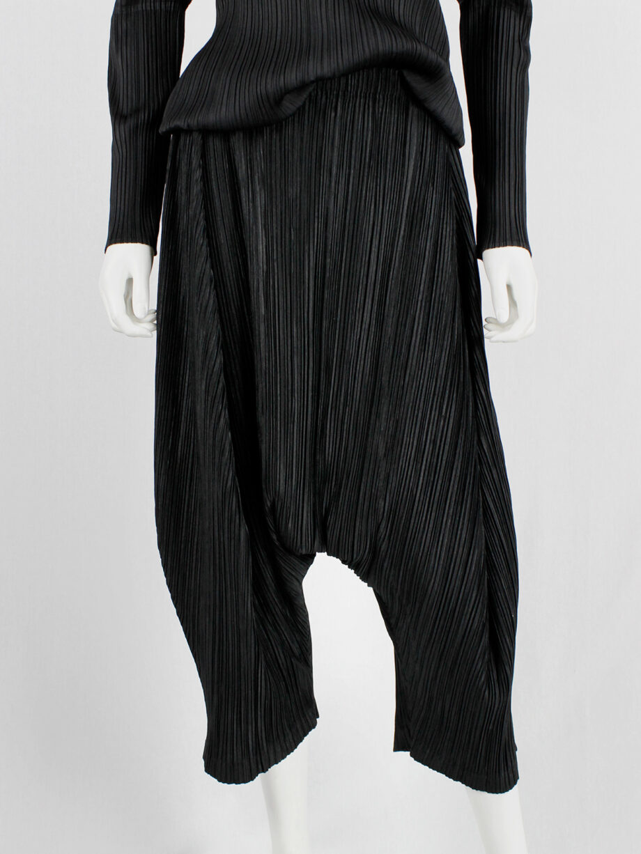 Issey Miyake Pleats Please black sarouel trousers with drop crotch (2)