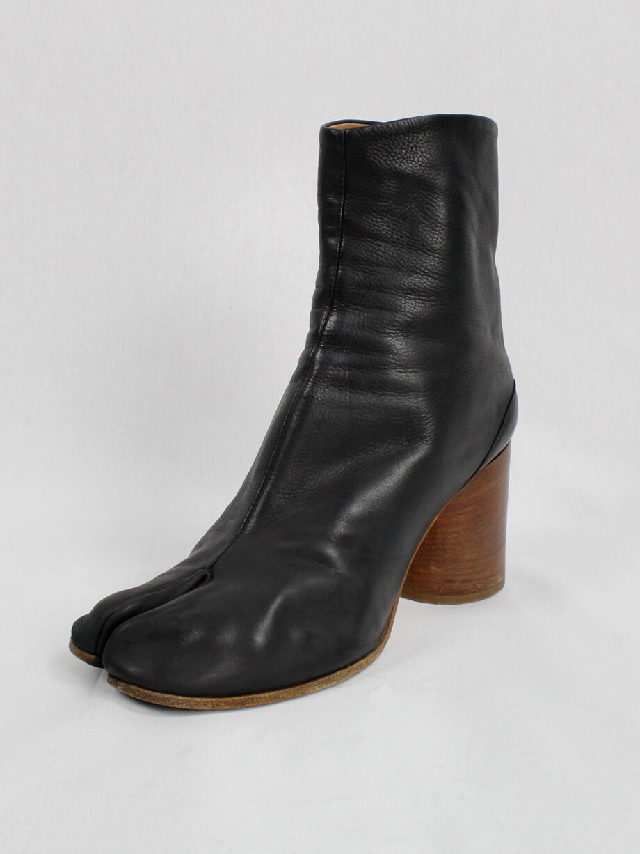 vintage Maison Martin Margiela black tabi boots with wooden heel spring 2013 (24)