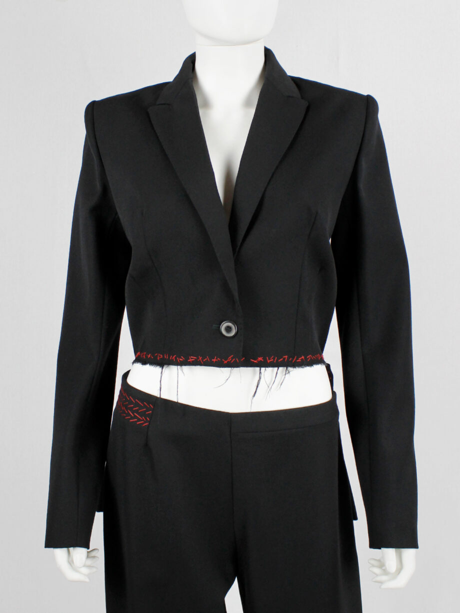 Jurgi Persoons black blazer deconstructed into a tailcoat with red stitches fall 1999 (8)