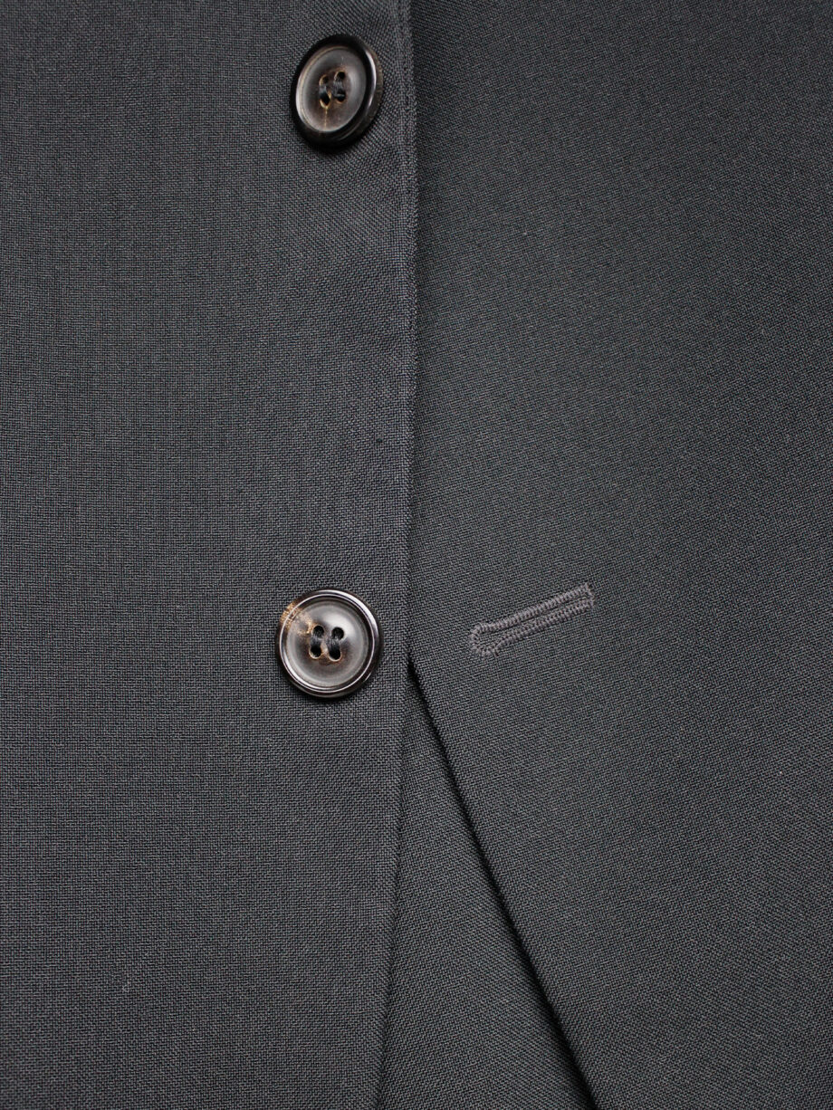 Maison Martin Margiela 10 classic black blazer with trompe-l’oeil button closure spring 1999 (3)