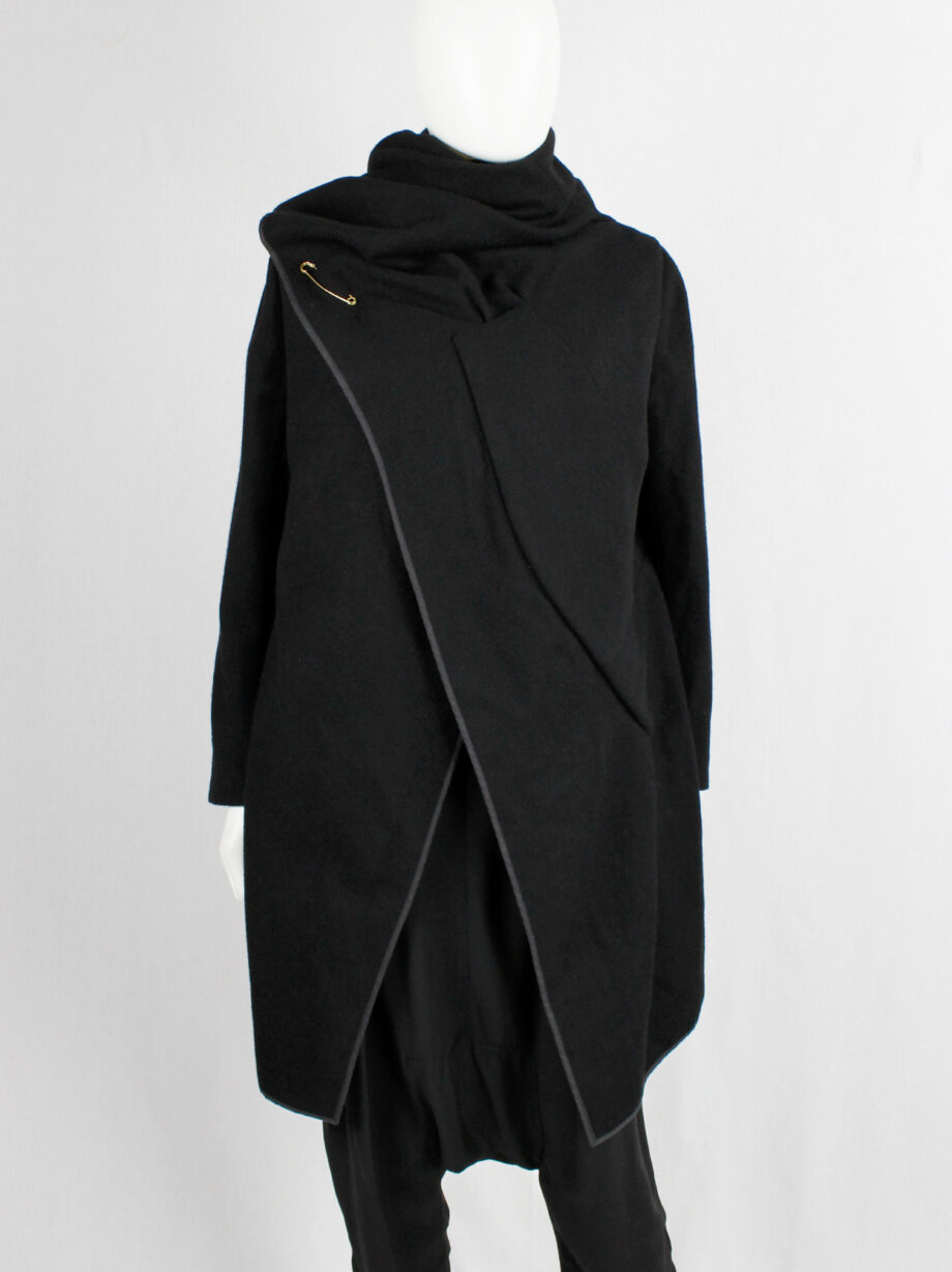 Comme des Garçons black wrapped shawl coat with cowl neck collar fall 1999 (7)