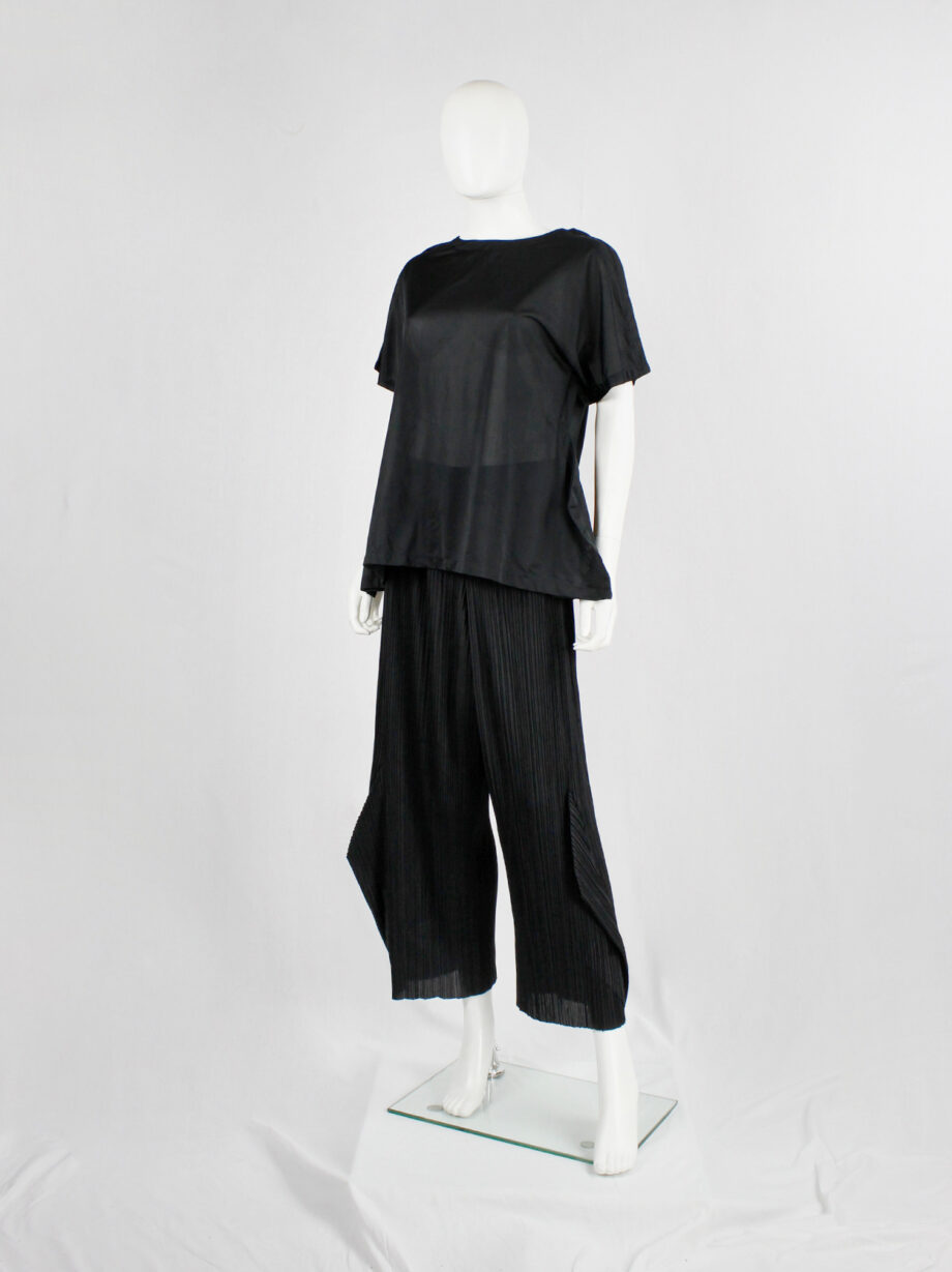 Issey Miyake Pleats Please black wide trousers with 3D triangles at the hem (4)