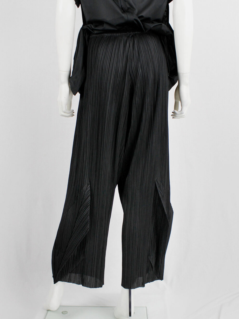 Issey Miyake Pleats Please black wide trousers with 3D triangles at the hem (9)