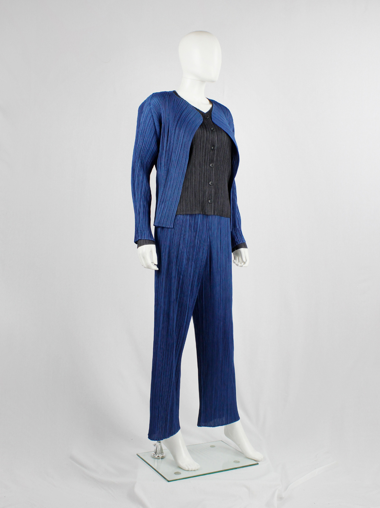Issey Miyake Pleats Please bright blue cardigan with curved open front ...