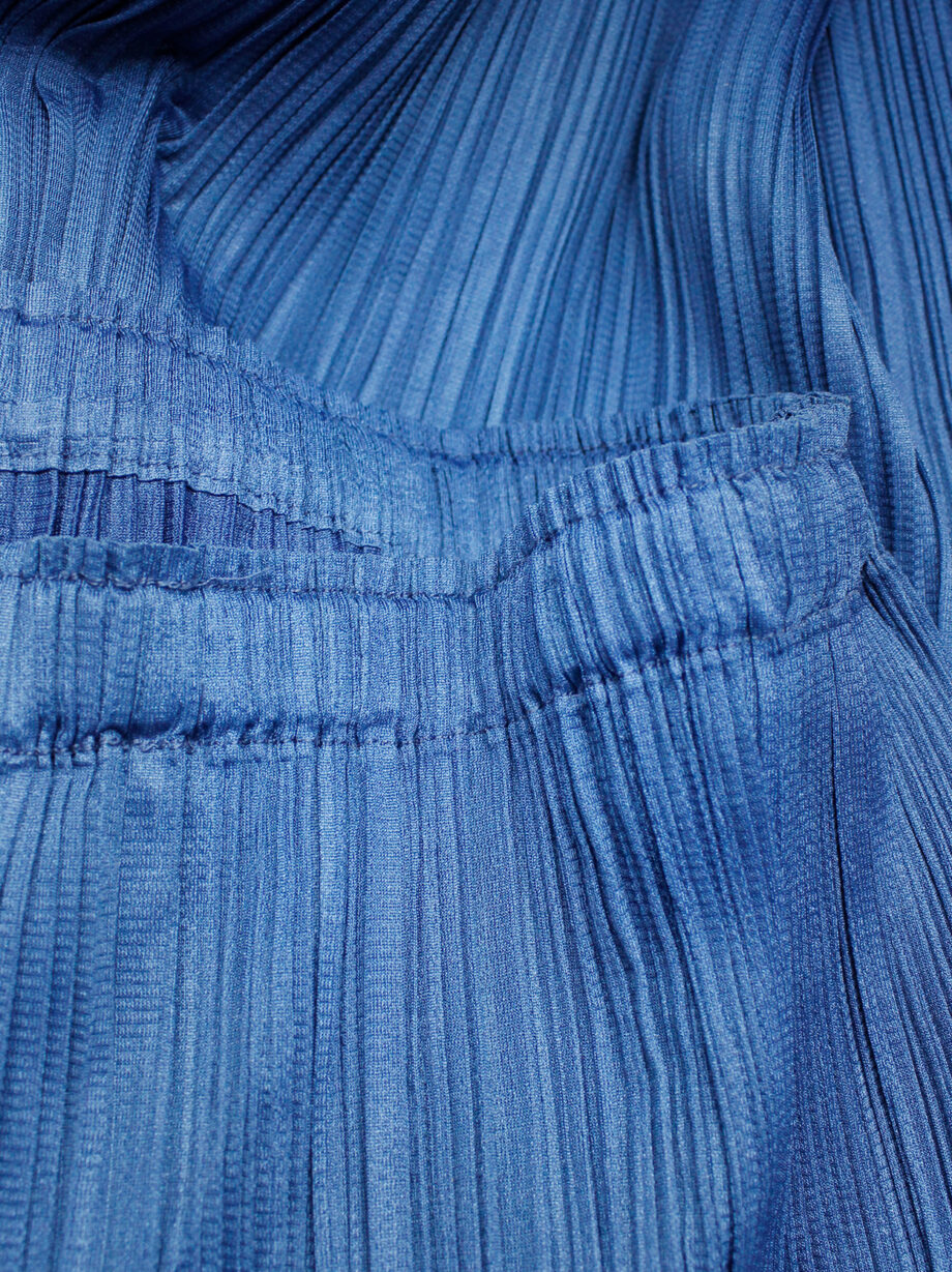 Issey Miyake Pleats Please bright blue trousers and cardigan with fine pleating (9)
