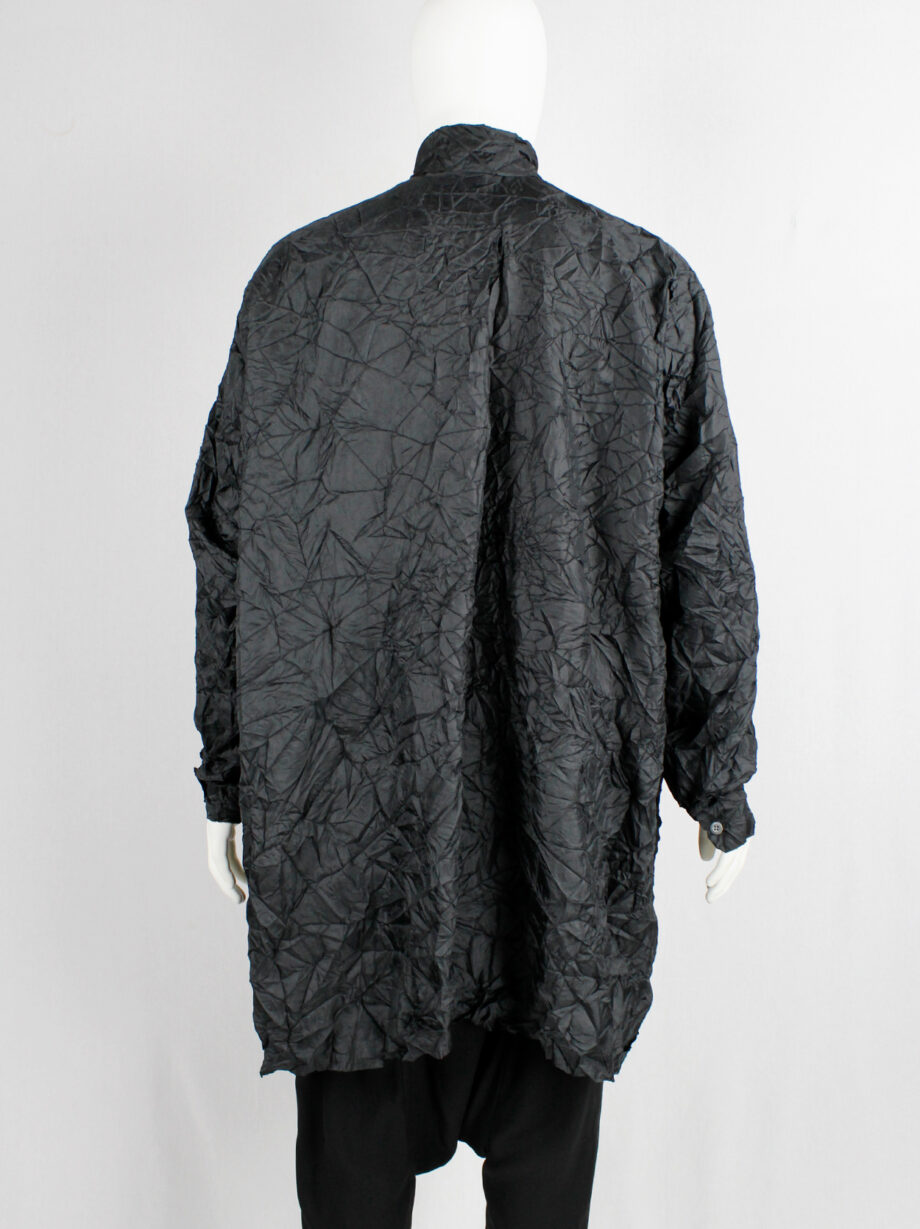 Issey Miyake black oversized shirt in permanently wrinkled fabric (10)