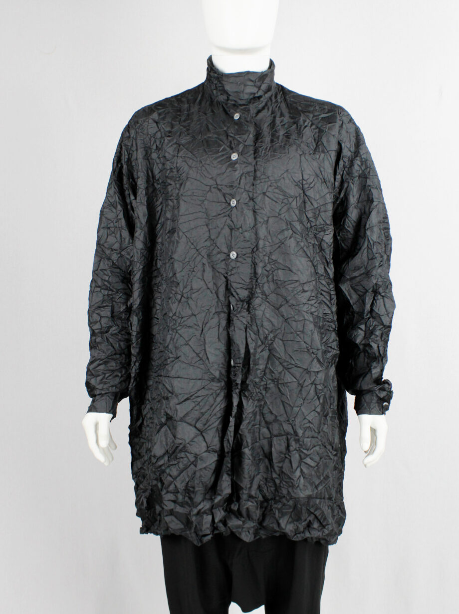 Issey Miyake black oversized shirt in permanently wrinkled fabric (2)
