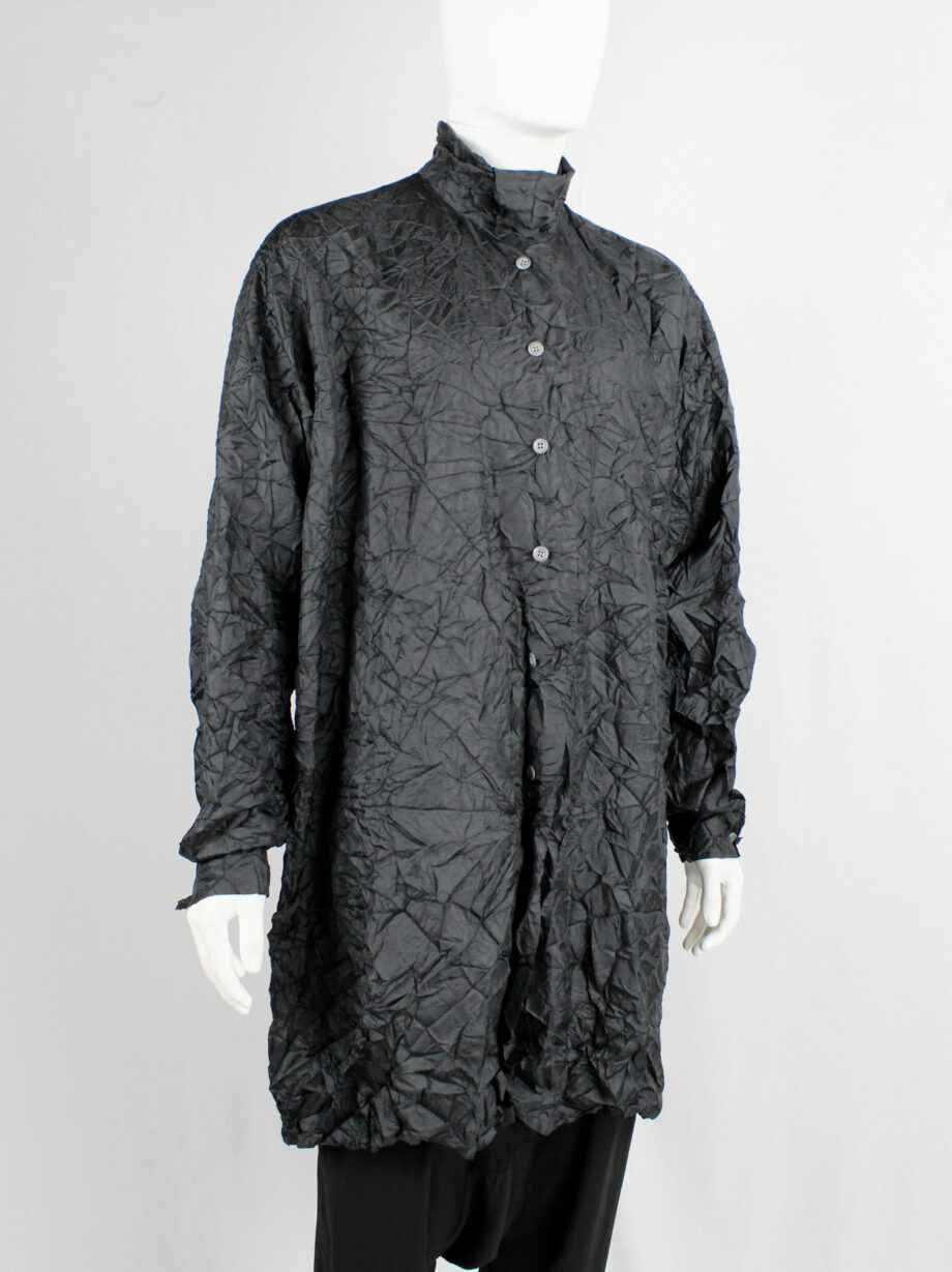 Issey Miyake black oversized shirt in permanently wrinkled fabric (6)