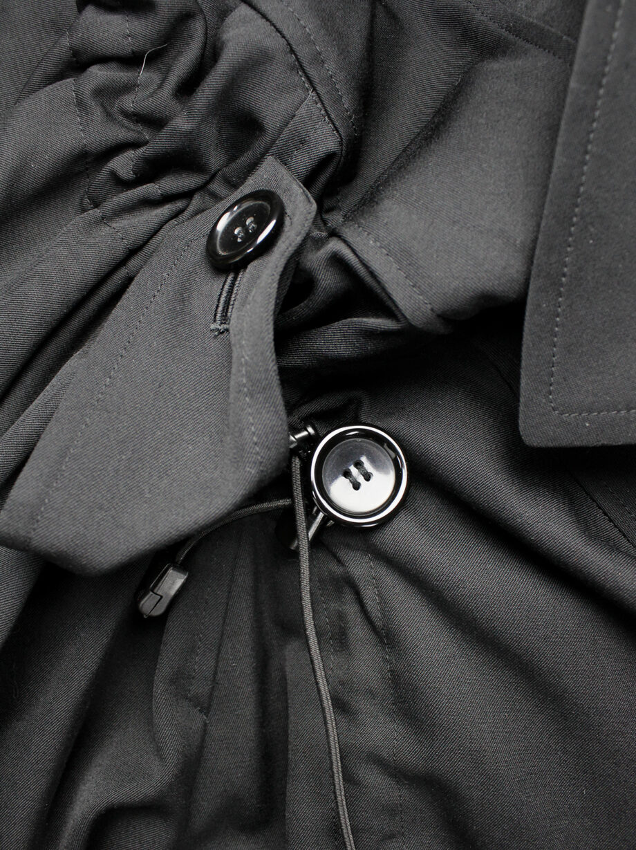 Junya Watanabe black scrunched drawstring jacket with oversized collar fall 2005 (1)