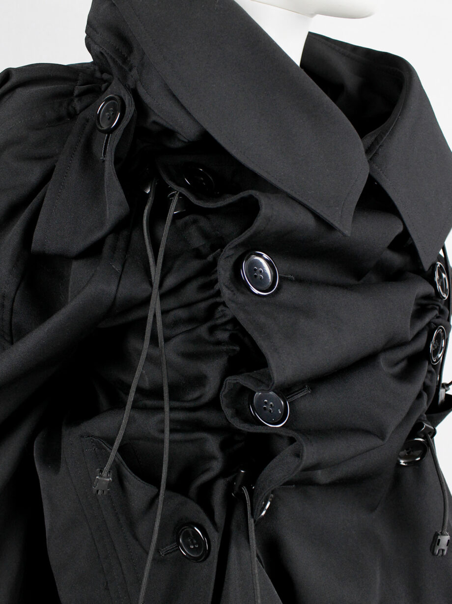Junya Watanabe black scrunched drawstring jacket with oversized collar fall 2005 (18)