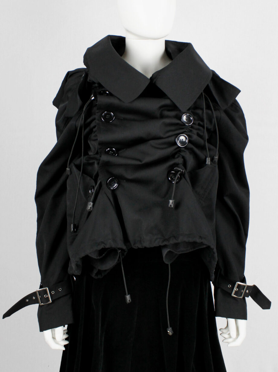 Junya Watanabe black scrunched drawstring jacket with oversized collar fall 2005 (9)