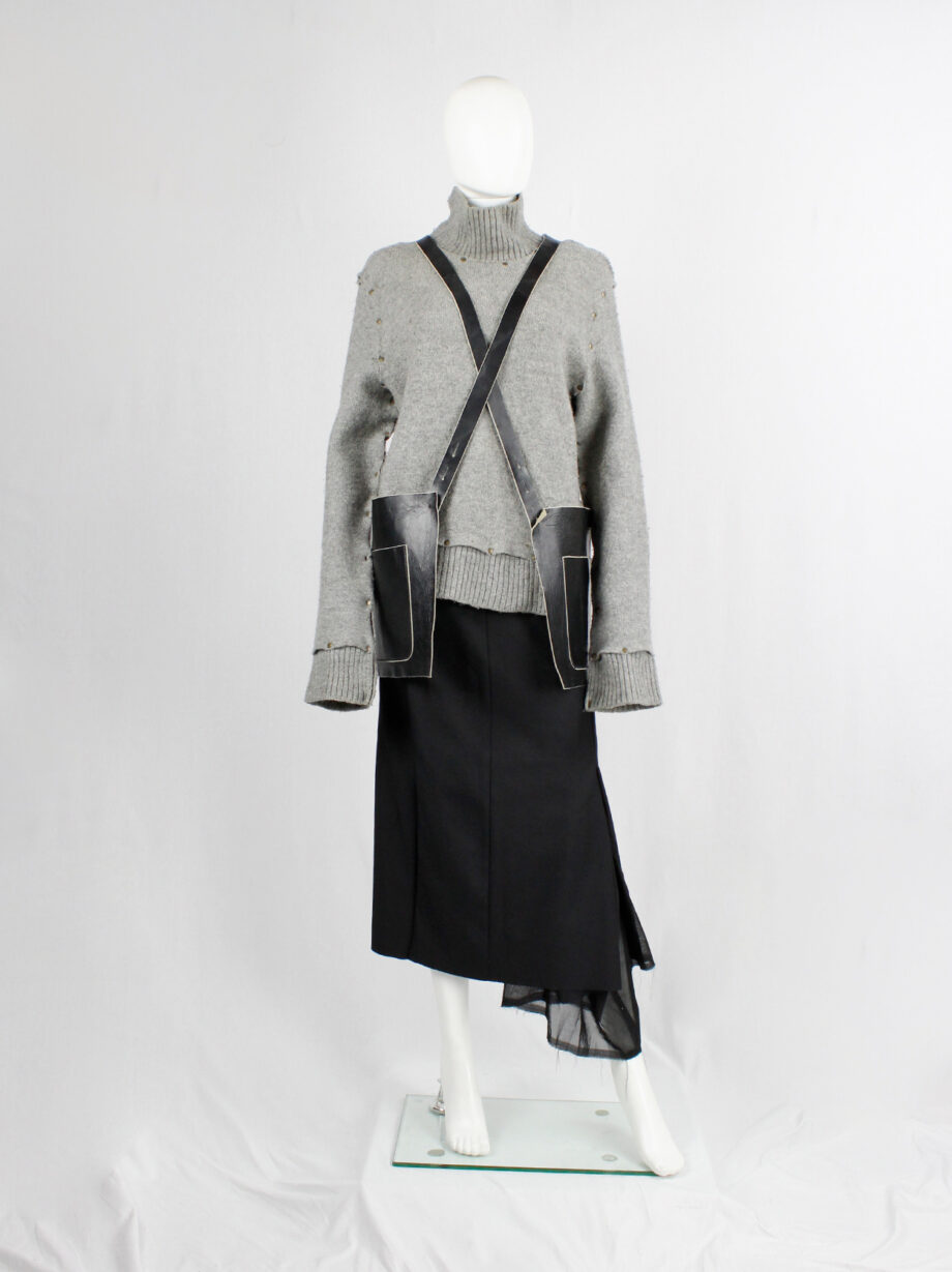 Maison Martin Margiela black leather apron with four pockets and crossed straps fall 1998 (14)