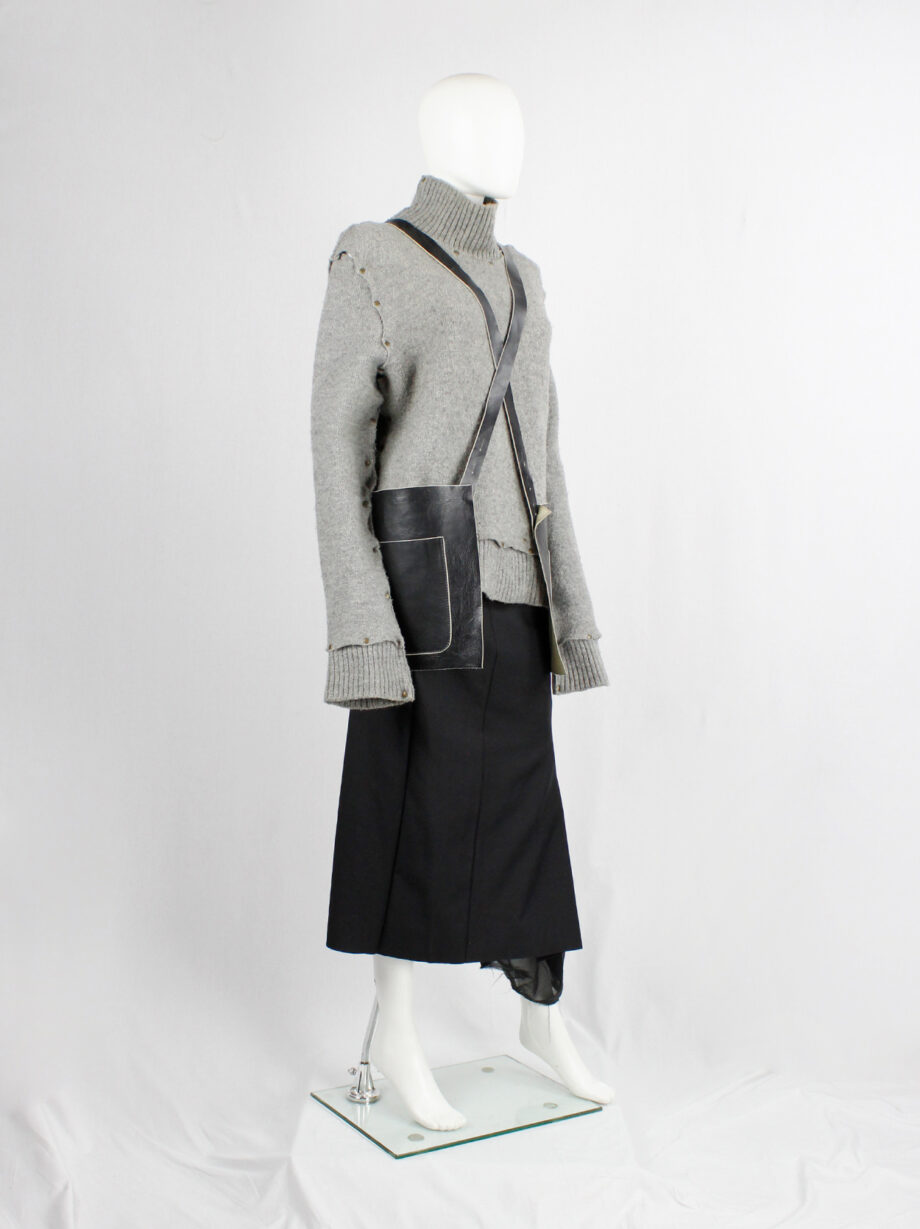 Maison Martin Margiela black leather apron with four pockets and crossed straps fall 1998 (15)