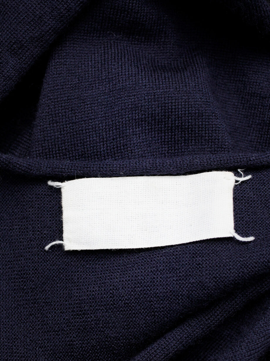 Maison Martin Margiela blue bolero with cuffed sleeve and sleeve with loose thread fall 2004 (12)