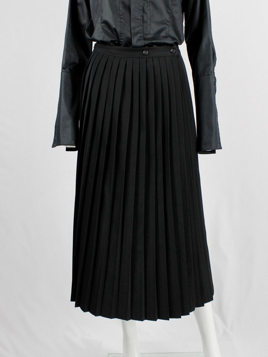 Ys Yohji Yamamoto black maxi dress with sharp accordeon pleats (8)