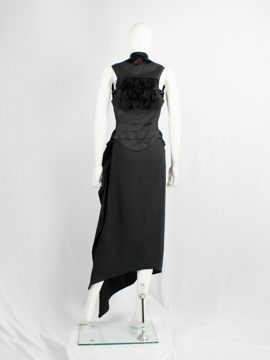 af Vandevorst black panneled back harness with rows of ruffles fall 2002 (12)