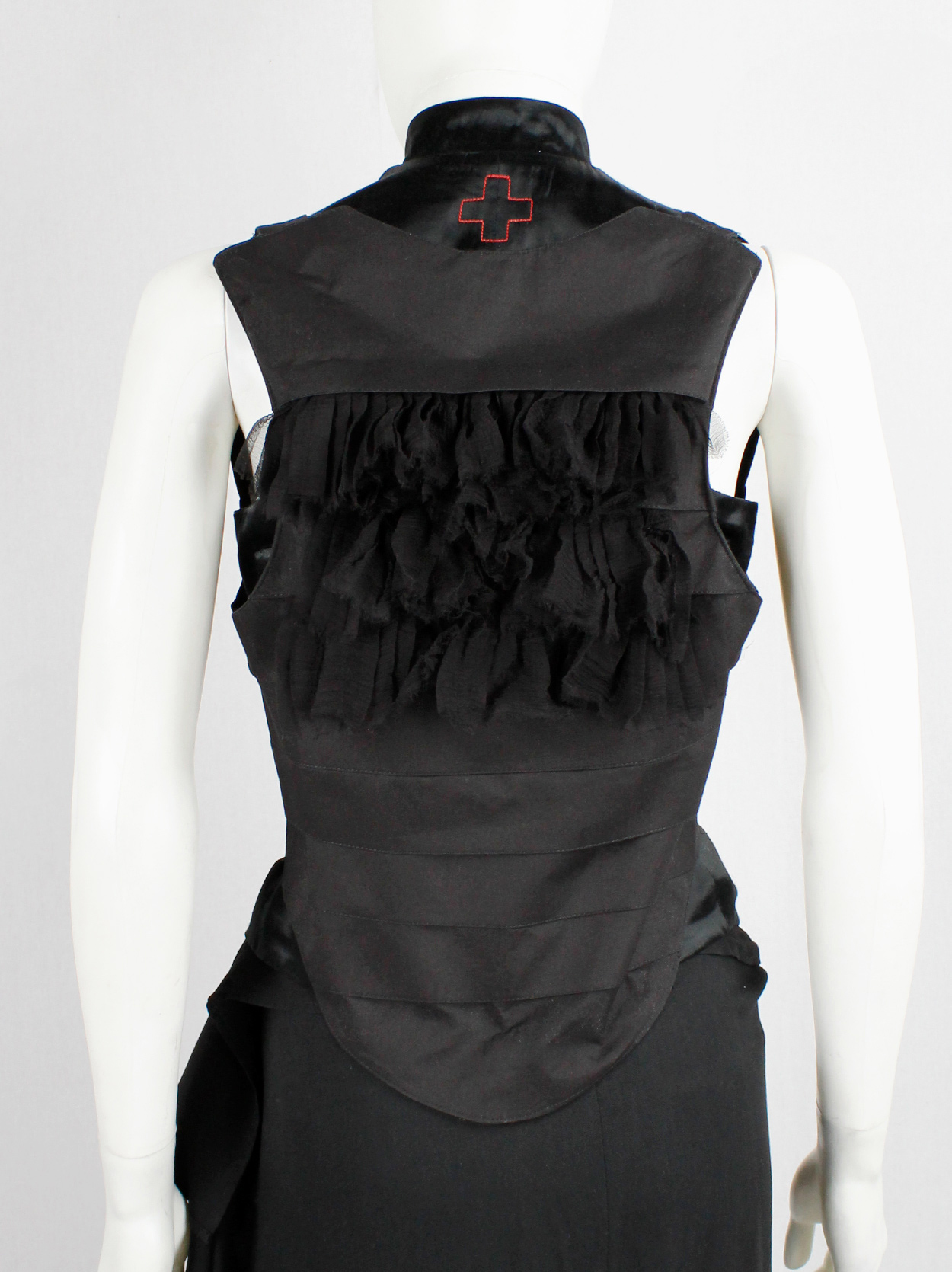 A.F. Vandevorst black panelled back harness with rows of ruffles — fall ...