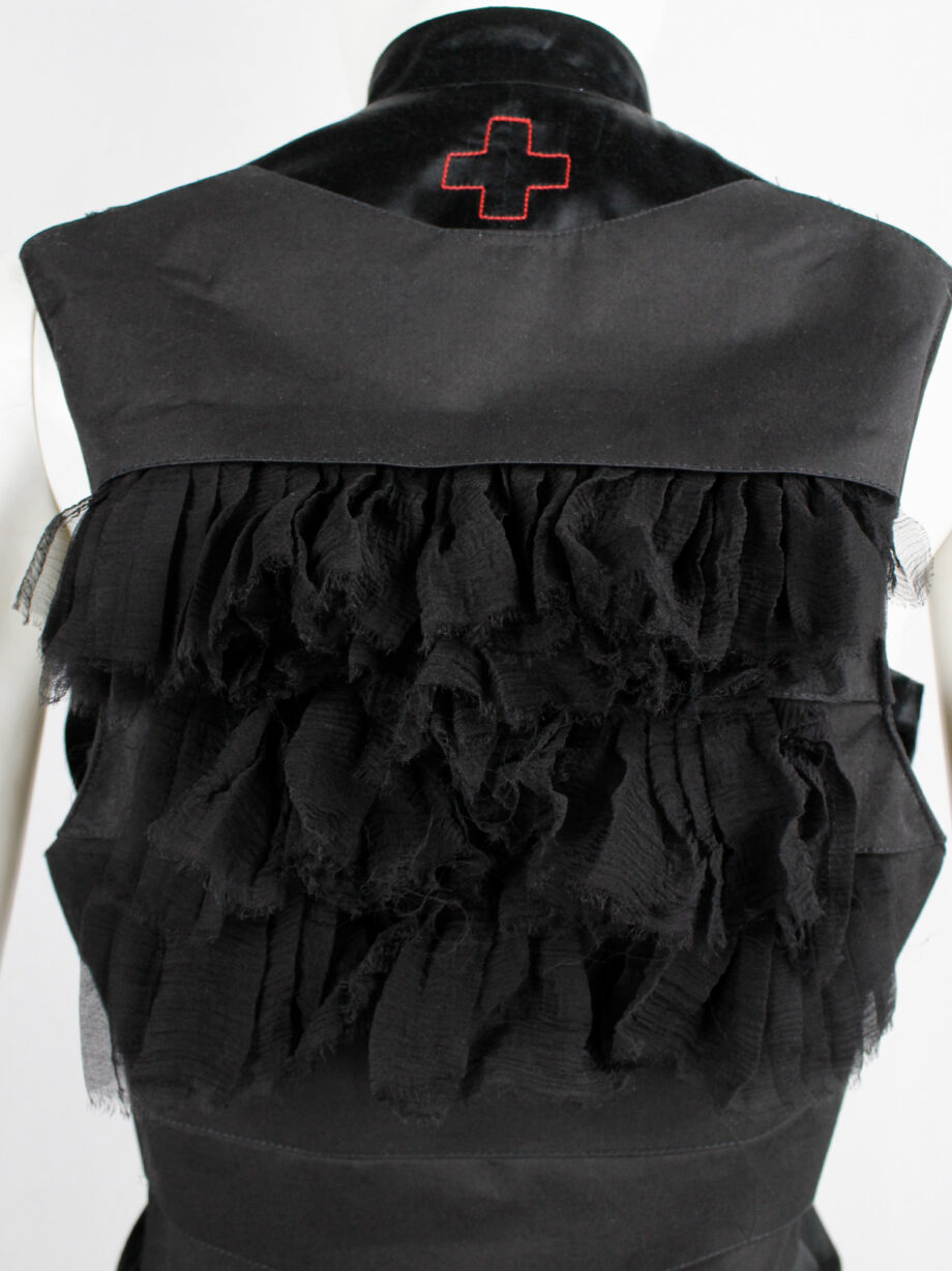af Vandevorst black panneled back harness with rows of ruffles fall 2002 (15)