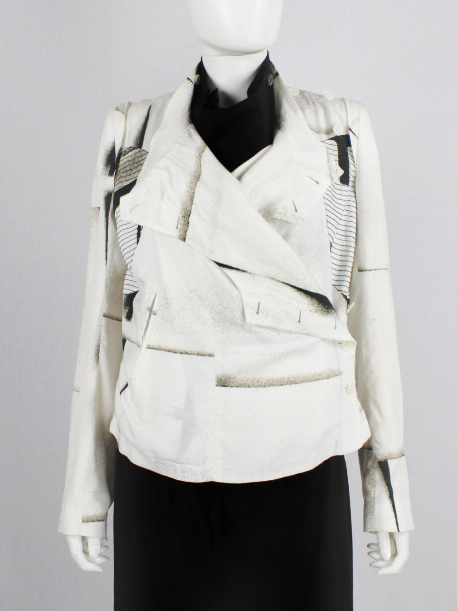 Ann Demeulemeester white buttoned fencing jacket with stitched panels spring 2011 (10)