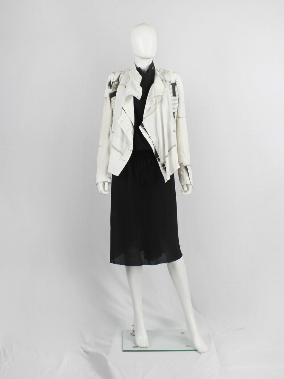 Ann Demeulemeester white buttoned fencing jacket with stitched panels spring 2011 (8)